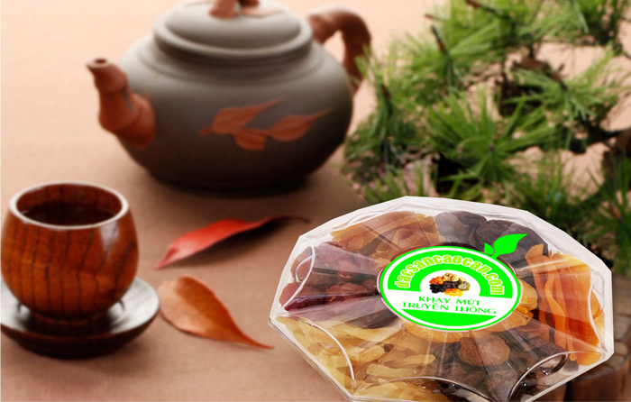 khay-mut-tet-coc-thom-xoai-vo-buoi-ca-chua-tao-coc-du-du-hop-tron